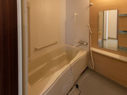 手すり付き浴室