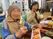 食事を楽しむ笑顔の利用者様