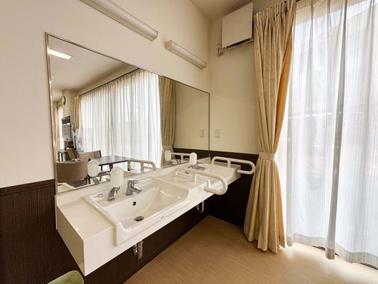 広々とした洗面台