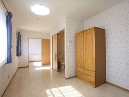 洋室の室内と設備