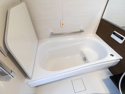 清潔感のある浴室