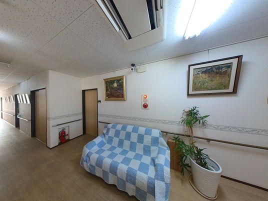 落ち着いた廊下