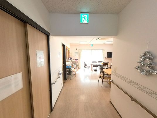 明るい廊下