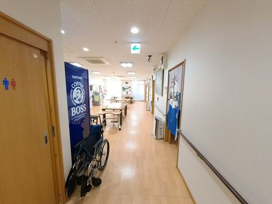 明るい廊下