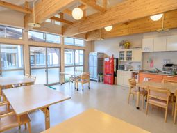 木目調ダイニングスペース