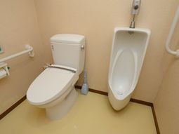 バリアフリートイレ