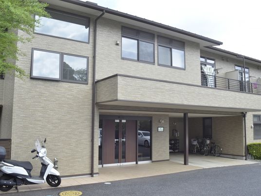 自転車のある建物