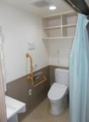 清潔なトイレスペース