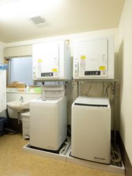 洗濯機と洗面台の設備