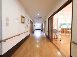 清潔な廊下の風景