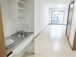 明るい居室のキッチン