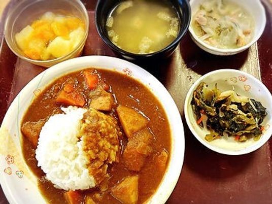 手作り風のバランス良い食事