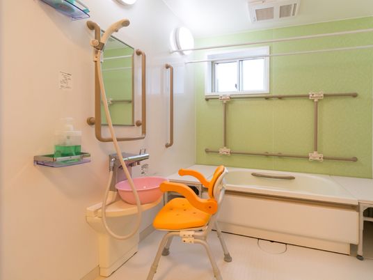 バリアフリー浴室設備