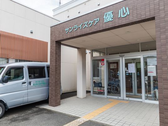 エントランス外観