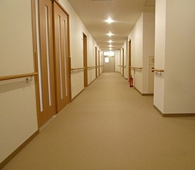 奥行きのある廊下
