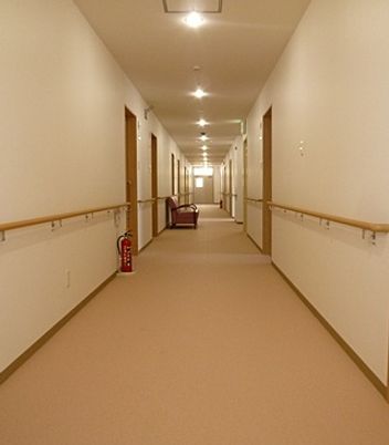 長い廊下のある施設