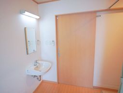 清潔な洗面スペース