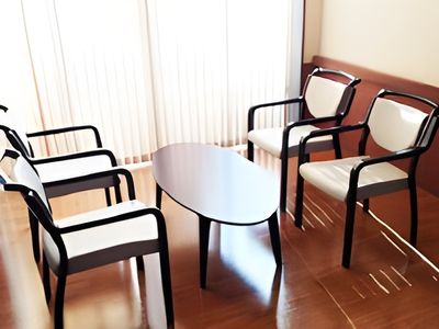 清潔感のあるラウンジ