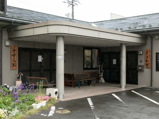 温かみのあるエントランス