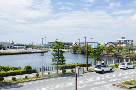 水辺のある外観  