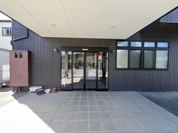明るいエントランス  