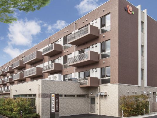 モダンな建物の外観