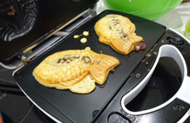 たい焼きを作る様子