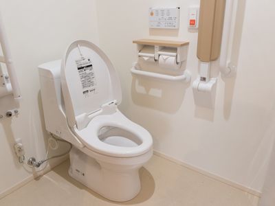 バリアフリー設計のトイレ