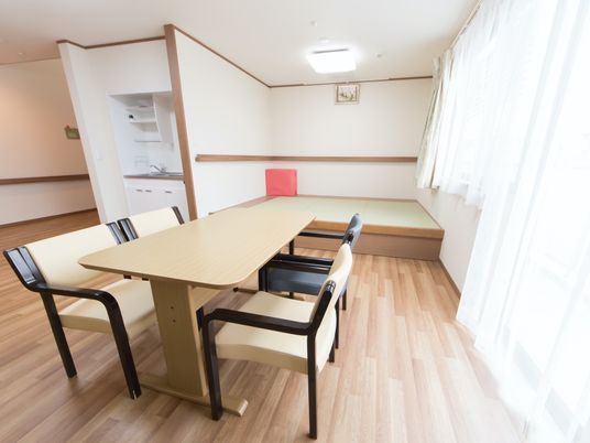 清潔な広々居室