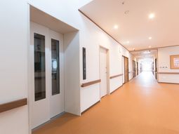 清潔感のある廊下の様子