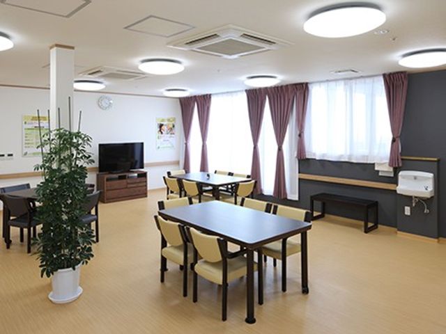 明るい食堂  