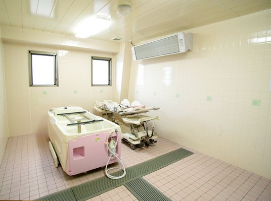 整備された浴室職場