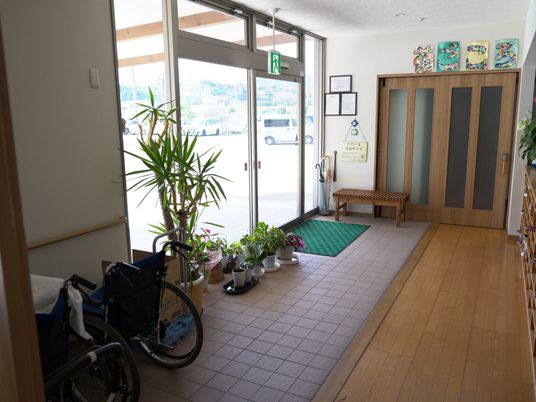 広々とした出入口