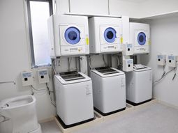 清潔感のある洗濯機室