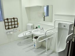 バリアフリー対応の浴室