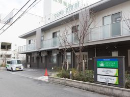 清潔感のある施設の外観