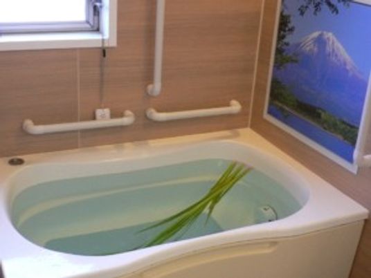 浴槽のある浴室  