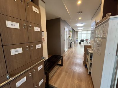 廊下の見通し良好な景観