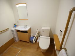 バリアフリートイレ