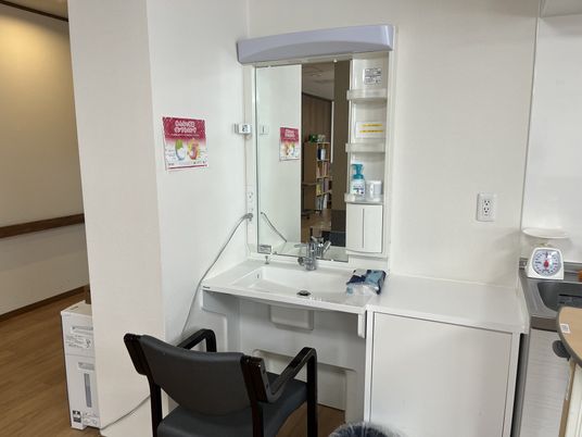 白基調のキレイな洗面台