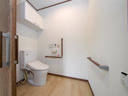 清潔かつ機能的なトイレ