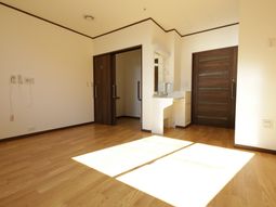 居室の明るい空間