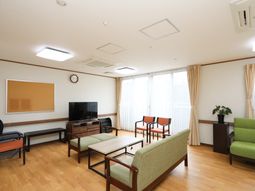 清潔感のある共用リビング