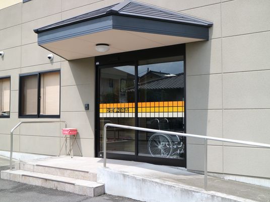 入り口と車椅子スペース