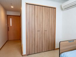 居室の収納と廊下  