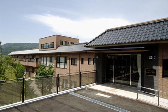 清潔感溢れるエントランス景観