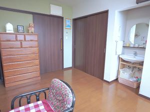 居心地の良い広々居室