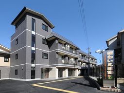 新築そうな建物外観