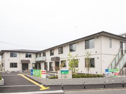 新築そうな建物の外観