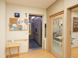 廊下に設置された掲示板